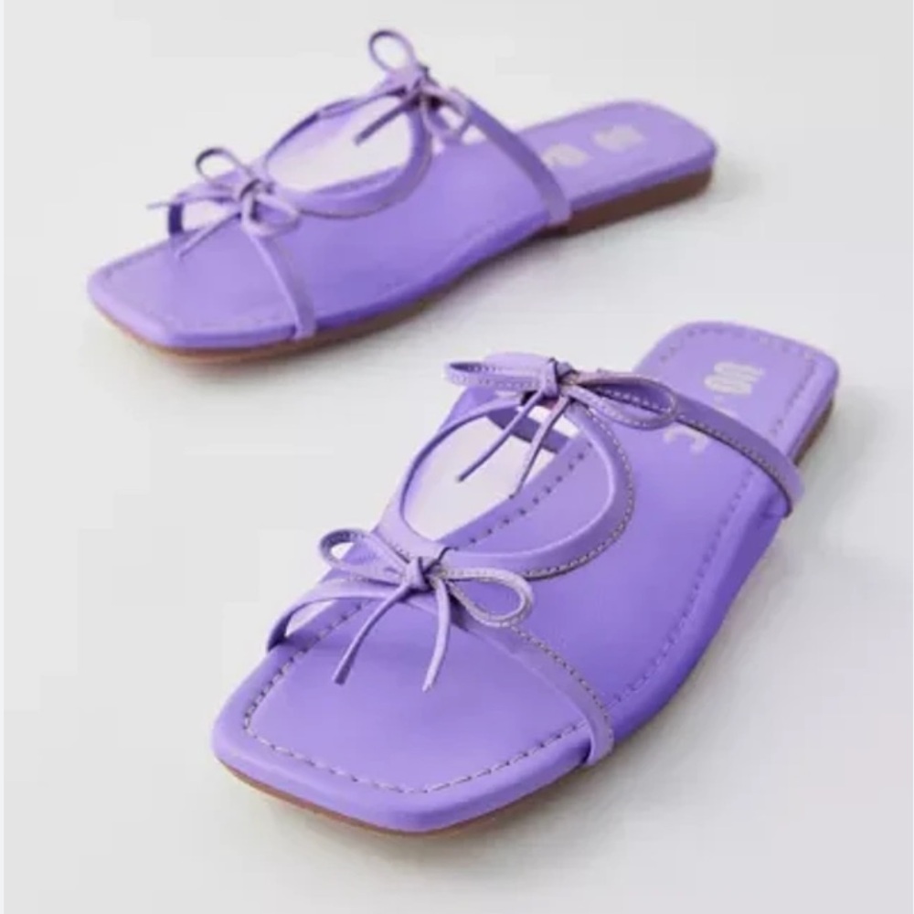 URBAN OUTFITTERS X BC Footwear by Seychelles Takes Two Mesh Bow Flat Sandals 7.5
